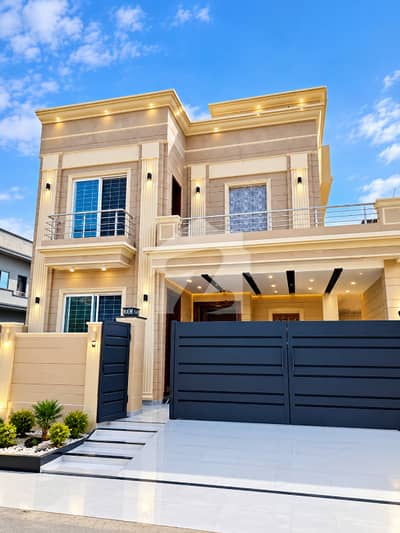 10 Marla brand new house for rent available
