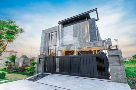 01 KANAL With Basement ULTRA MODERN DESIGN HOUSE FOR SALE IN DHA PHASE 6 NEAR PARK 01 KANAL With Basement ULTRA MODERN DESIGN HOUSE FOR SALE IN DHA PHASE 6 NEAR PARK
