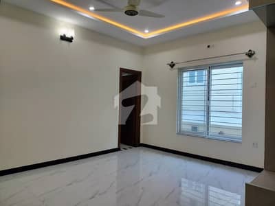 14 Marla Ground Portion For Rent In G-13/2 Islamabad