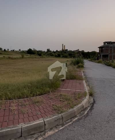 روز گارڈن بحریہ ٹاؤن فیز 8,بحریہ ٹاؤن راولپنڈی,راولپنڈی میں 5 مرلہ رہائشی پلاٹ 39.0 لاکھ میں برائے فروخت۔ روز گارڈن بحریہ ٹاؤن فیز 8,بحریہ ٹاؤن راولپنڈی,راولپنڈی میں 5 مرلہ رہائشی پلاٹ 39.0 لاکھ میں برائے فروخت۔