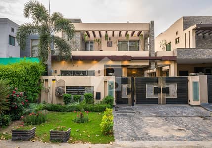 ڈی ایچ اے فیز 8 سابقہ ایئر ایوینیو ڈی ایچ اے فیز 8,ڈی ایچ اے ڈیفینس,لاہور میں 5 کمروں کا 1 کنال مکان 7.55 کروڑ میں برائے فروخت۔ ڈی ایچ اے فیز 8 سابقہ ایئر ایوینیو ڈی ایچ اے فیز 8,ڈی ایچ اے ڈیفینس,لاہور میں 5 کمروں کا 1 کنال مکان 7.55 کروڑ میں برائے فروخت۔