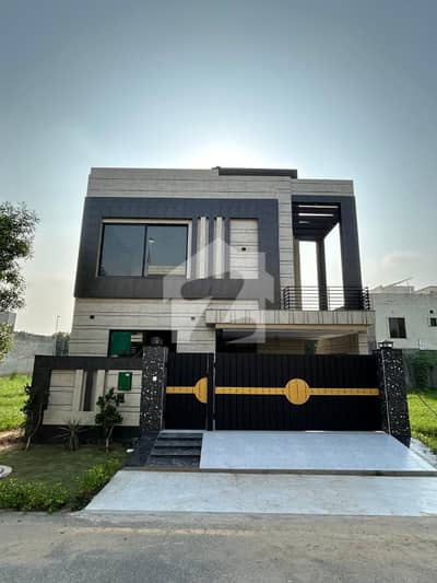 Bahria Orchard 8 Marla Brand New Luxury House for Sale