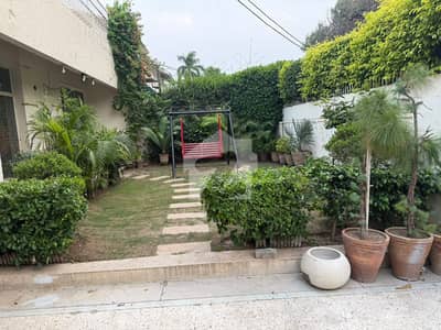 1 Kanal Neat And Clean House For Sale