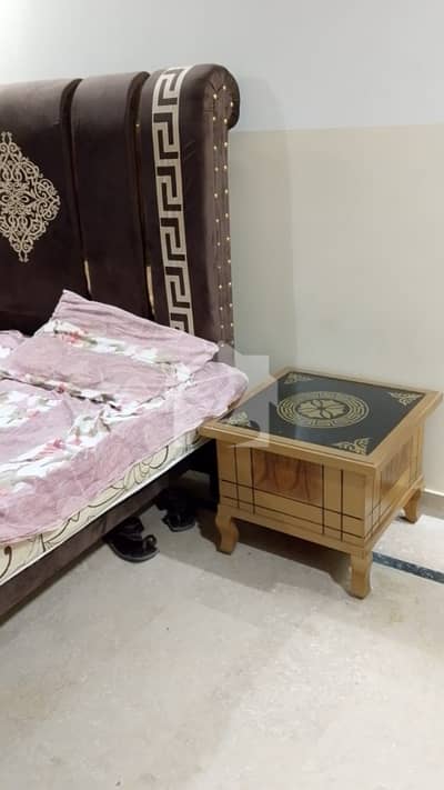 FURNISHED FLAT FOR RENT (FAMILY/FEMALES)