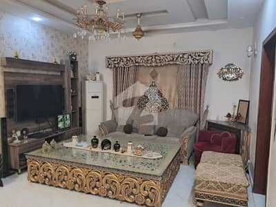 12 Marla Ultra-Luxury Corner Masterpiece | Solid Construction | Facing Kanal| 6 Kva Solar Install