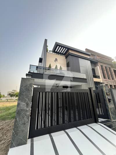 10 MARLA LUXURY HIUSE FOR SALE 10 MARLA LUXURY HIUSE FOR SALE