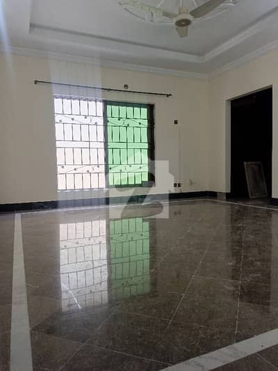 Double Storey House For Sale E 16