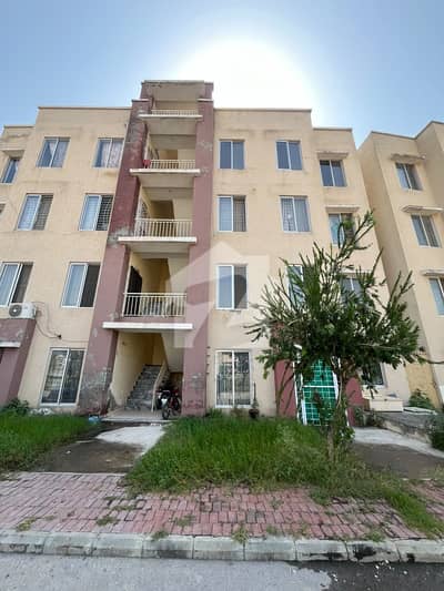 Awami Villa 3 Executive 3rd Floor Sale