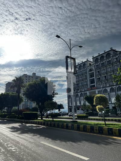 گلبرگ ریزیڈنشیا - بلاک کے گلبرگ ریزیڈنشیا,گلبرگ,اسلام آباد میں 10 مرلہ رہائشی پلاٹ 1.2 کروڑ میں برائے فروخت۔