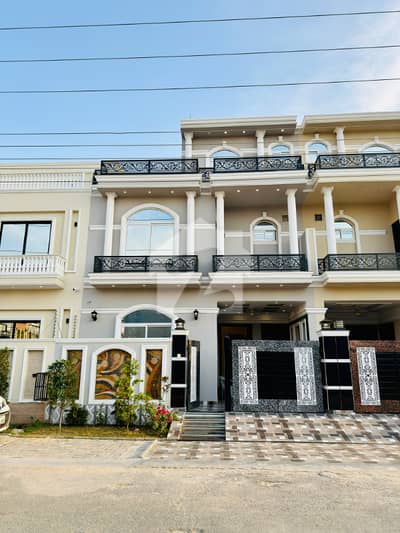 5 Marla Ultra Modern House Brand New | Luxury | Prime Location