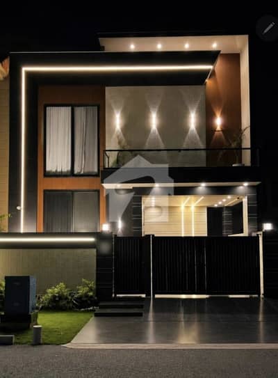 10 Marla Semi-Furnished House for Rent | 4 Bedrooms | Modern Family Living