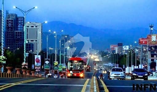 مارگلہ انکلیو مارگلہ ایونیو,اسلام آباد میں 10 مرلہ رہائشی پلاٹ 4.5 کروڑ میں برائے فروخت۔
