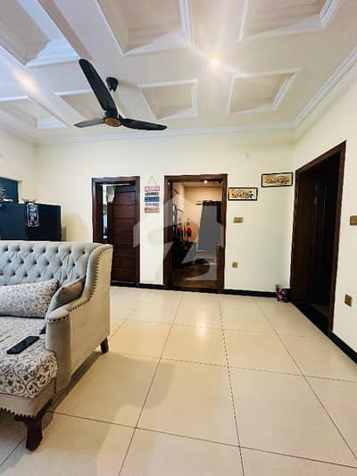 ٹاپ سٹی 1 اسلام آباد میں 7 کمروں کا 10 مرلہ مکان 4.3 کروڑ میں برائے فروخت۔