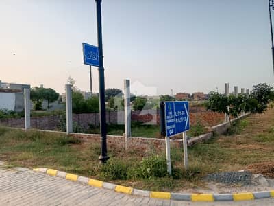 HOT LOCATION PLOT FOR SALE HOT LOCATION PLOT FOR SALE