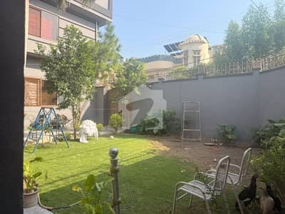 Ready To Rent A Prime Location House 1 Kanal In Defence Officer Colony