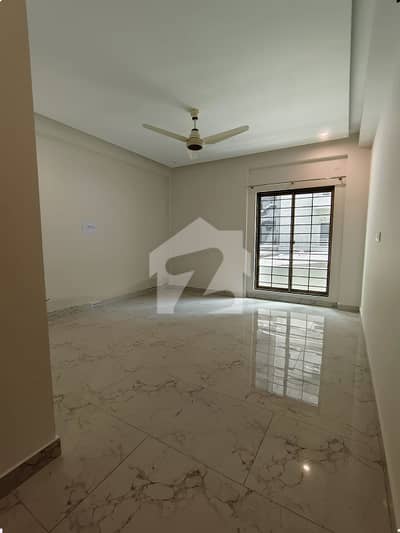 13 Marla 4-Bedroom Apartment is Available in Askari 12, Lahore Spacious Family Apartment in Prime Location