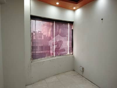 طارق روڈ کراچی میں 1 مرلہ Studio دفتر 35.0 ہزار میں کرایہ پر دستیاب ہے۔ طارق روڈ کراچی میں 1 مرلہ Studio دفتر 35.0 ہزار میں کرایہ پر دستیاب ہے۔