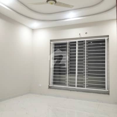 30x60 Double Storey House For Rent