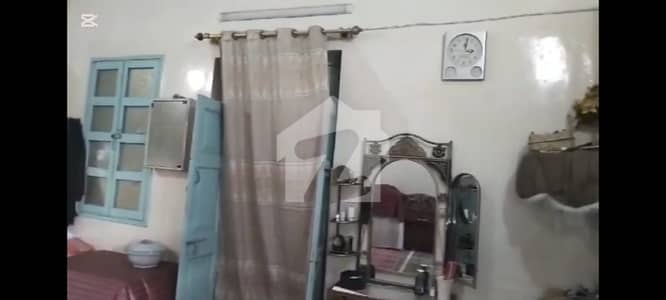 صدر ٹاؤن کراچی میں 2 کمروں کا 5 مرلہ فلیٹ 95.0 لاکھ میں برائے فروخت۔