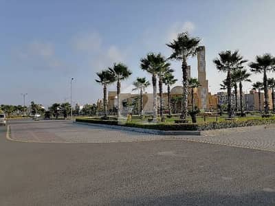 Prime Located 10 Marla Plot Available For Sale In Royal Palm City Gujranwala