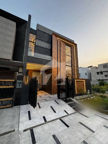 5 Marla Ultra Classic Design In Dha 9 Town
