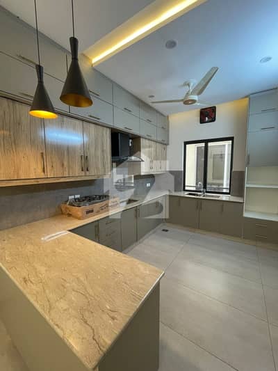 10 marla luxury house avaliable for sale invester rate reasonable price 5 bed accommodation 2 American kitchen 1 Servent two species TV lounge available in Bahria Enclave Sector C1. 10 marla luxury house avaliable for sale invester rate reasonable price 5 bed accommodation 2 American kitchen 1 Servent two species TV lounge available in Bahria Enclave Sector C1.