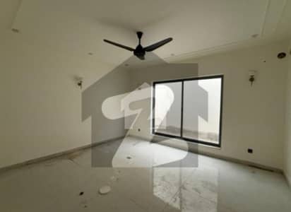Ideal Prime Location 500 Square Yards House has landed on market in Bahria Hills, Karachi Ideal Prime Location 500 Square Yards House has landed on market in Bahria Hills, Karachi