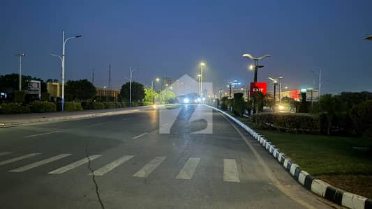 PLOT NO 1348 FOR SALE IN G BLOCK BAHRIA ORCHARD LAHORE.