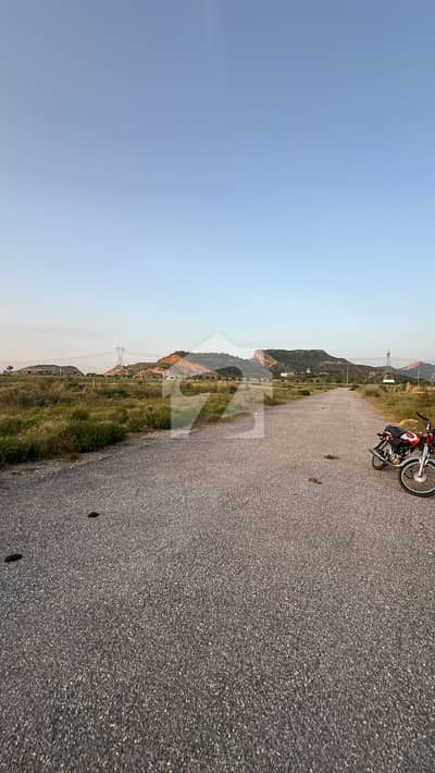 B-17 Block G Kanal Plot Available For Sale On Reasonable Price