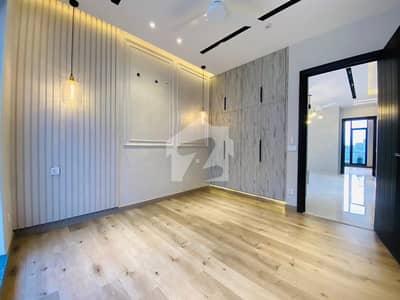 I Kanal Lower Portion Beautiful Available For Rent In DHA 8