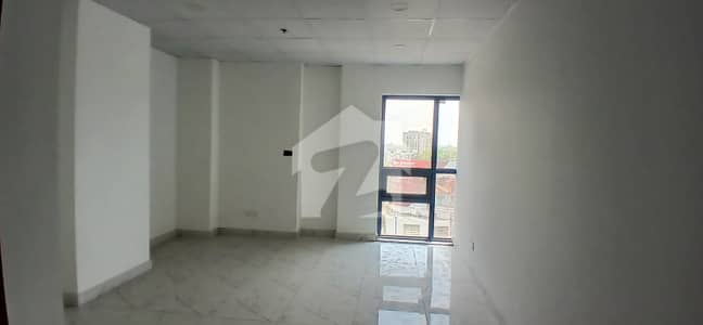 Exceptional Spaces Available Office 300 Square Feet For Rent In Main Boulevard Gulberg!