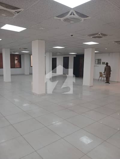 PROPERTY CONNECT OFFER!3200 Sq. Ft 2nd floor Commercial office for Rent in Blue Area Islamabad Jinnah Avenue|lift installed|