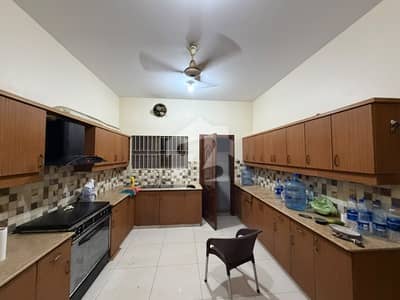 Slightly Use 500 Yards 2 unit 6 Bed DDHouse For Rent DHA Defence Karachi Slightly Use 500 Yards 2 unit 6 Bed DDHouse For Rent DHA Defence Karachi