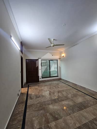 E-11/2 6 Marla House Available For Rent In E11 Islamabad