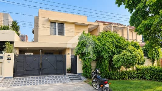 10 Marla Fine House For Rent