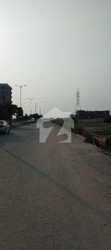 Taj Residencia Orchard Block 2 Kanal Main Boulevard Possession Plot