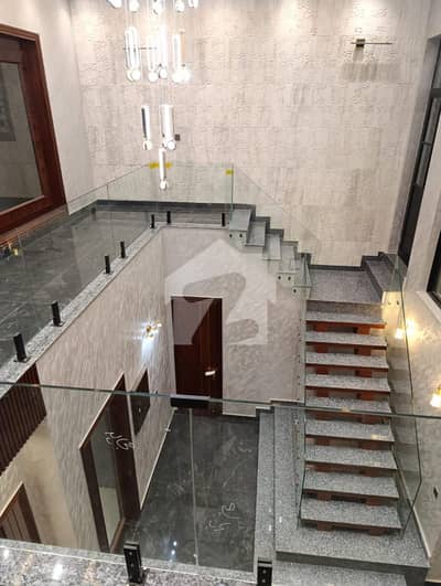 بحریہ ٹاؤن سیکٹر ای بحریہ ٹاؤن,لاہور میں 5 کمروں کا 1 کنال مکان 3.0 لاکھ میں کرایہ پر دستیاب ہے۔ بحریہ ٹاؤن سیکٹر ای بحریہ ٹاؤن,لاہور میں 5 کمروں کا 1 کنال مکان 3.0 لاکھ میں کرایہ پر دستیاب ہے۔