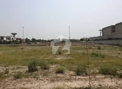 ڈی ایچ اے فیز 7 - بلاک یو ڈی ایچ اے فیز 7,ڈی ایچ اے ڈیفینس,لاہور میں 10 مرلہ رہائشی پلاٹ 2.6 کروڑ میں برائے فروخت۔