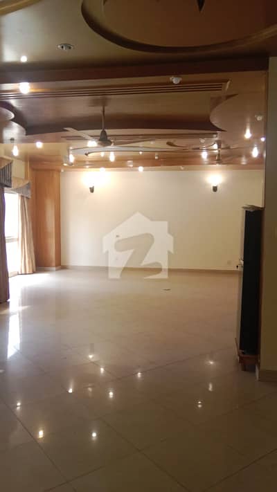 DHA PH 8 Creek Vista 3200 SQFT Apartment For Rent