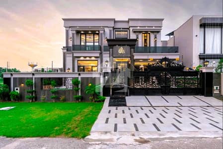 Luxury Living Redefined | One Kanal Contemporary Residence Nearst to Raya & Masjid