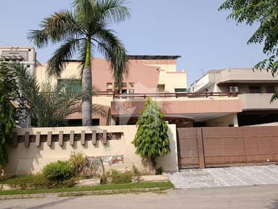 1 Kanal Owner Built House With 20 kW Solar In Johar Town Phase 1 1 Kanal Owner Built House With 20 kW Solar In Johar Town Phase 1