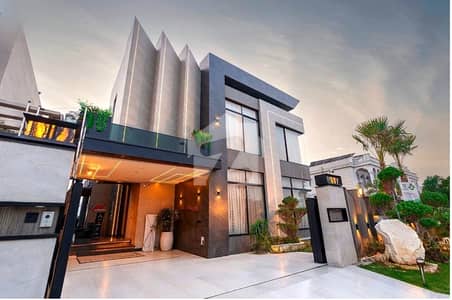1 KANAL Slightly Used FULLY FURNISHED With BASEMENT MODERN DESIGN FOR SALE DHA PHASE 6