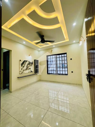 10 Marla Upper Portion For Rent
