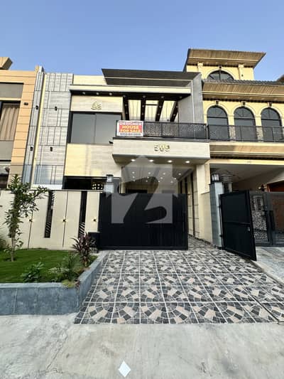 فیصل مارگلہ سٹی بی ۔ 17,اسلام آباد میں 3 کمروں کا 5 مرلہ مکان 3.2 کروڑ میں برائے فروخت۔