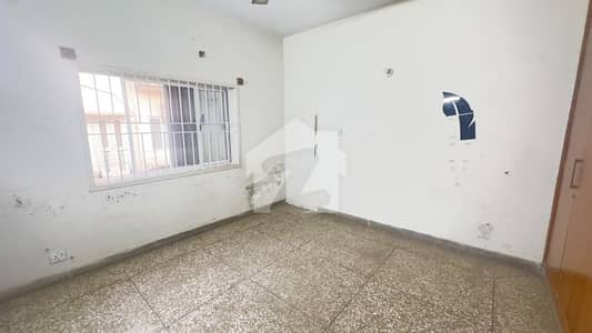 10 Marla Full House For Rent In G-9/4