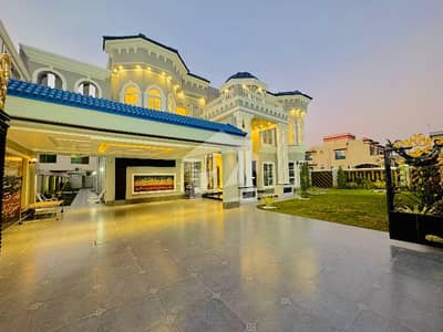 2KANAL LUXURY BUNGALOW FOR SALE ON 100 FEET ROAD NEAR MASJIED 2KANAL LUXURY BUNGALOW FOR SALE ON 100 FEET ROAD NEAR MASJIED