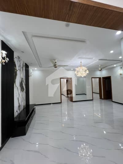 10 Marla Full House For Rent In D12