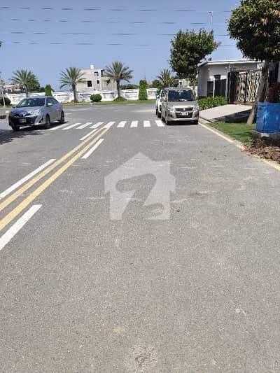 عبداللہ گارڈنز ایسٹ کینال روڈ,کینال روڈ,فیصل آباد میں 1 کنال رہائشی پلاٹ 4.8 کروڑ میں برائے فروخت۔ عبداللہ گارڈنز ایسٹ کینال روڈ,کینال روڈ,فیصل آباد میں 1 کنال رہائشی پلاٹ 4.8 کروڑ میں برائے فروخت۔