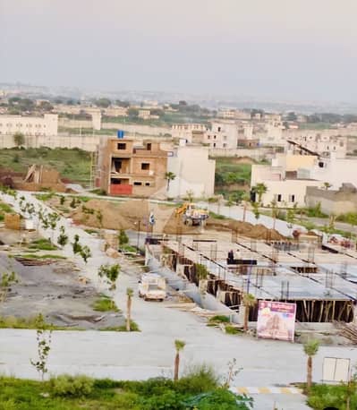 6 Marla Parking Plot Near Main Road