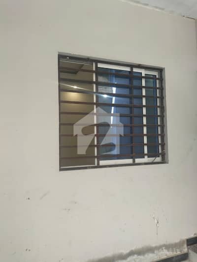 3BED WITH ROOF AVAILABLE FOR RENT